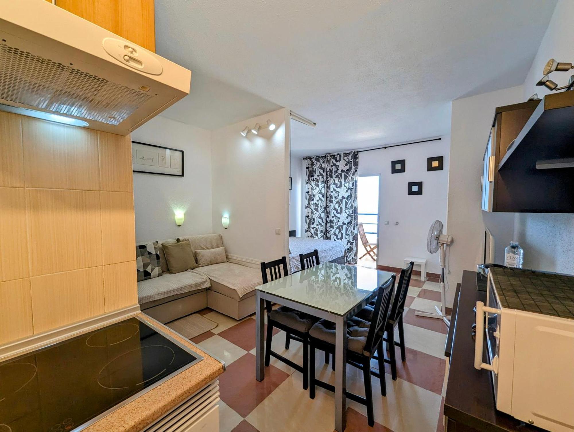 Apartment Tenerife - Ocean View And Internet Wifi Optical Fiber - For Rent Playa Paraiso (Tenerife)